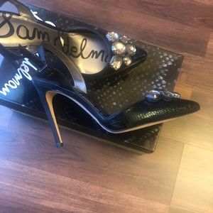 Sam Edelman Closed Toe Heals
